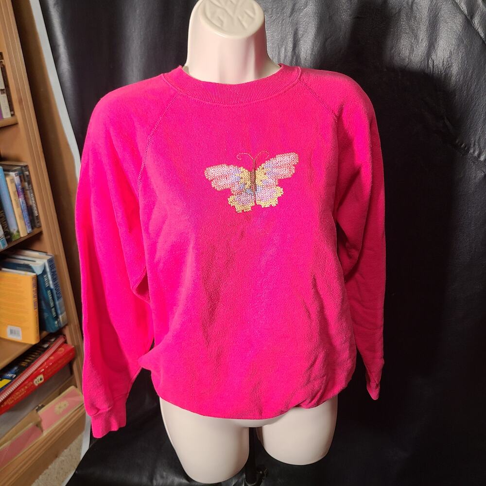 Vintage 80s pink pullover cross-stitch butterfly sweater size medium.